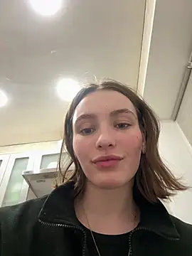 ZariaFlame online show from 2, 4, 2026