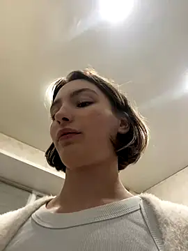 ZariaFlame online show from 5, 12, 2025