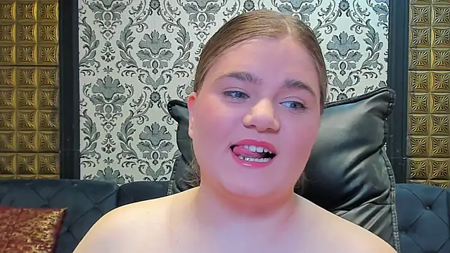 LissaBigTitts online show from 18, 12, 2025