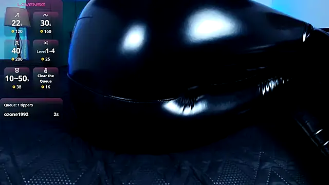 Alisse Moore online show from 4, 10, 2025