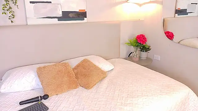 LanaRozz online show from 9, 11, 2025