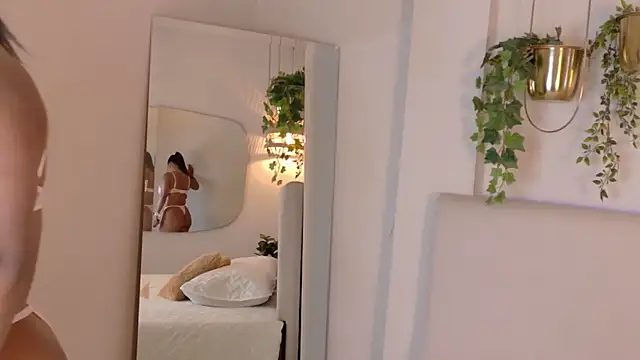 LanaRozz online show from 23, 10, 2025