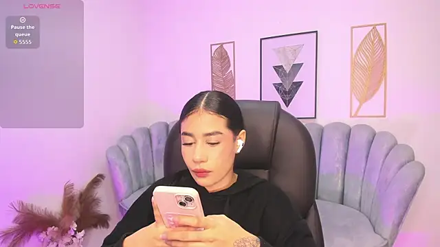 miranda crawfor online show from 20, 2, 2026