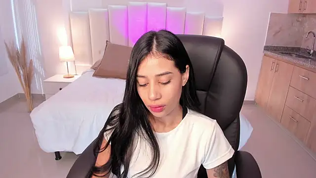 miranda crawfor online show from 31, 10, 2025