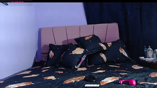  Bombom   online show from 12, 1, 2026