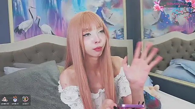 Snapshot of Evelyn_Neal chatting on 20, 11, 2025 Evelyn Neal online show from 20, 11, 2025