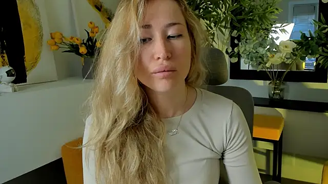 AstraMonroe online show from 8, 10, 2025