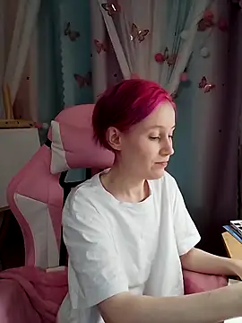 Fuzzy Unicorn online show from 16, 9, 2025