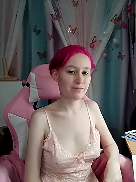 Fuzzy Unicorn online show from 6, 11, 2025