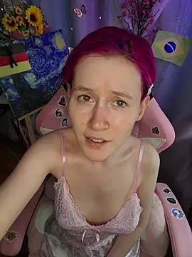 Snapshot of Fuzzy_Unicorn chatting on 17, 7, 2026 Fuzzy Unicorn online show from 17, 7, 2026