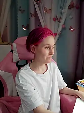 Fuzzy Unicorn online show from 15, 9, 2025