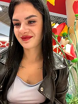 Snapshot of MiraReach chatting on 20, 9, 2025 MiraReach online show from 20, 9, 2025