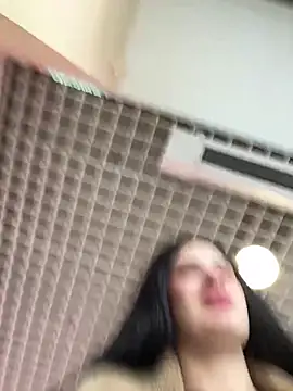 Snapshot of MiraReach chatting on 3, 10, 2025 MiraReach online show from 3, 10, 2025