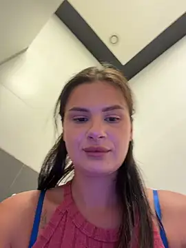 Snapshot of MiraReach chatting on 7, 7, 2026 MiraReach online show from 7, 7, 2026