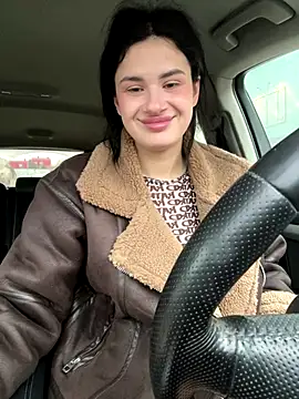 Snapshot of MiraReach chatting on 27, 10, 2025 MiraReach online show from 27, 10, 2025