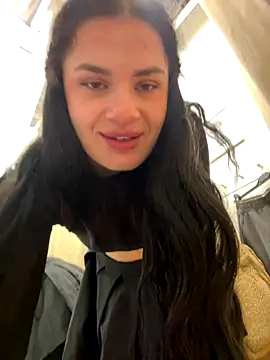 Snapshot of MiraReach chatting on 16, 10, 2025 MiraReach online show from 16, 10, 2025