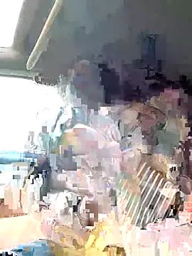 Snapshot of MiraReach chatting on 2, 11, 2025 MiraReach online show from 2, 11, 2025