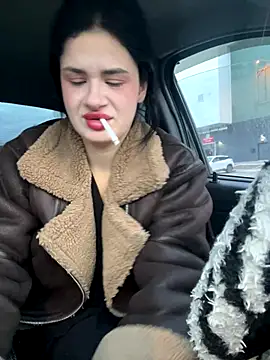 Snapshot of MiraReach chatting on 1, 11, 2025 MiraReach online show from 1, 11, 2025