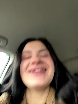 Snapshot of MiraReach chatting on 21, 10, 2025 MiraReach online show from 21, 10, 2025