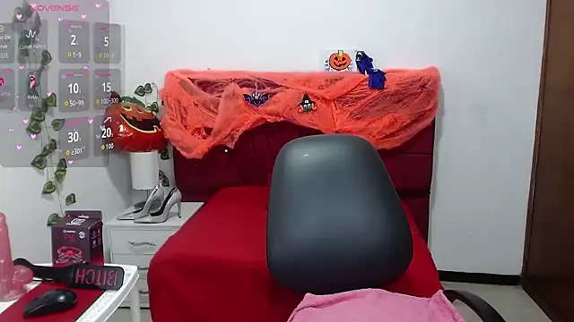 Julieta curvy69 online show from 7, 10, 2025