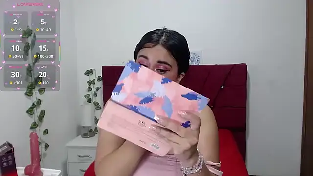 Julieta curvy69 online show from 2, 10, 2025