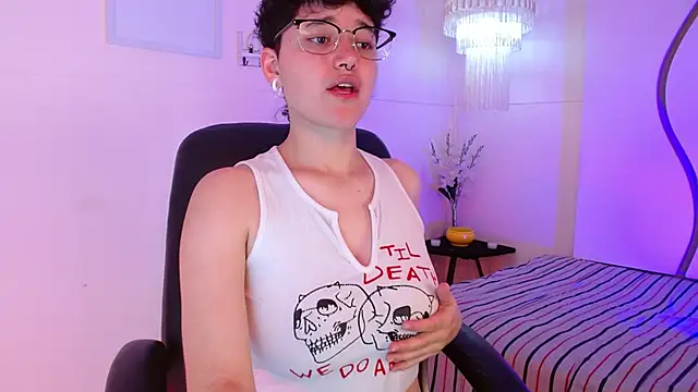 Snapshot of jeroharper chatting on 15, 9, 2025 jeroharper online show from 15, 9, 2025