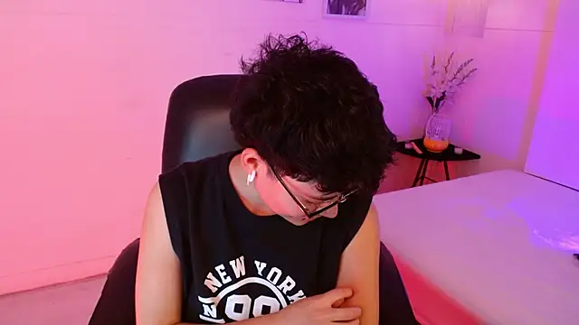 Snapshot of jeroharper chatting on 28, 11, 2025 jeroharper online show from 28, 11, 2025