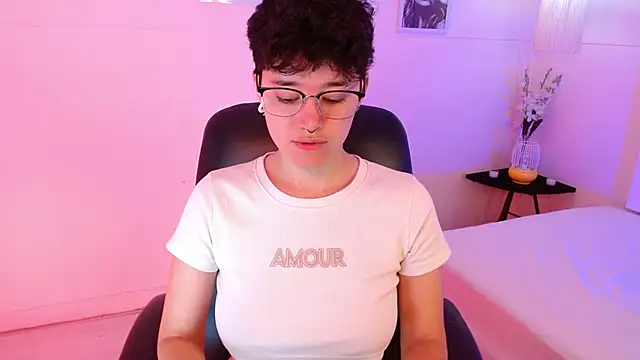 Snapshot of jeroharper chatting on 25, 10, 2025 jeroharper online show from 25, 10, 2025