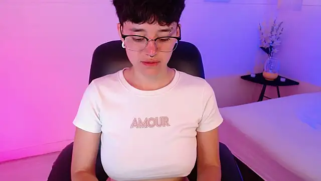 Snapshot of jeroharper chatting on 22, 11, 2025 jeroharper online show from 22, 11, 2025