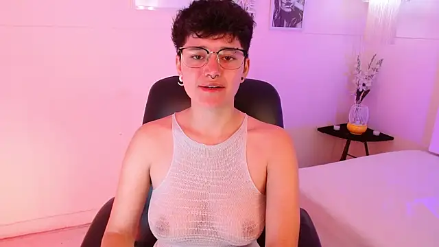 Snapshot of jeroharper chatting on 22, 10, 2025 jeroharper online show from 22, 10, 2025