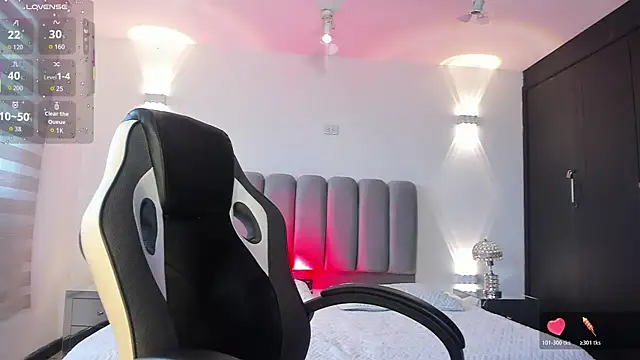 Snapshot of AlliceLover chatting on 1, 4, 2026 AlliceLover online show from 1, 4, 2026