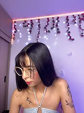 Lia  1 online show from 12, 1, 2026