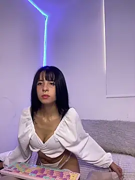 Lia  1 online show from 16, 9, 2025