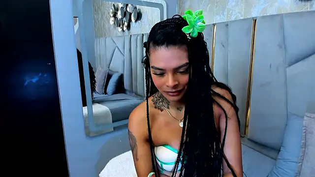 EmmaEbony  online show from 18, 3, 2026