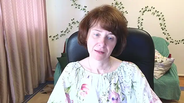 Snapshot of Lia_Tito chatting on 17, 6, 2026 Lia Tito online show from 17, 6, 2026