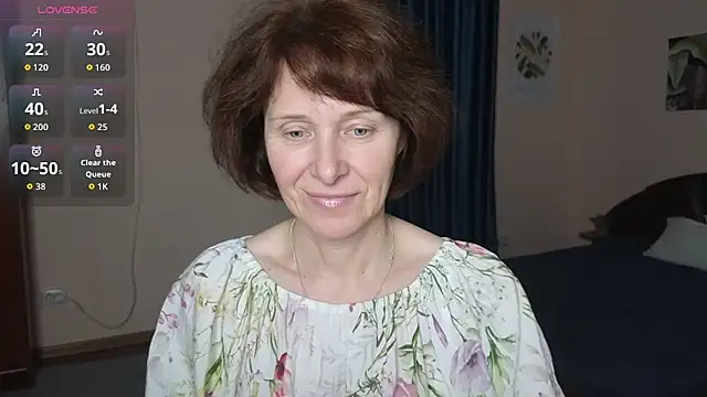 Snapshot of Lia_Tito chatting on 13, 11, 2025 Lia Tito online show from 13, 11, 2025