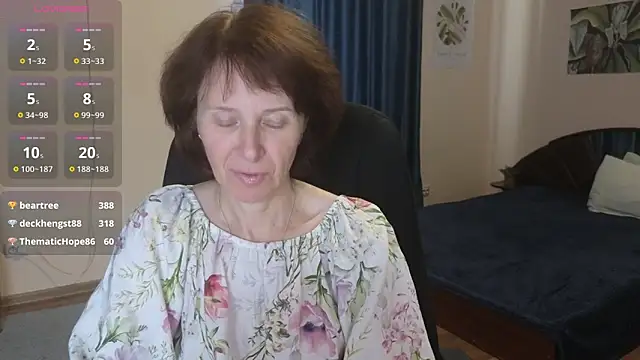 Snapshot of Lia_Tito chatting on 9, 10, 2025 Lia Tito online show from 9, 10, 2025