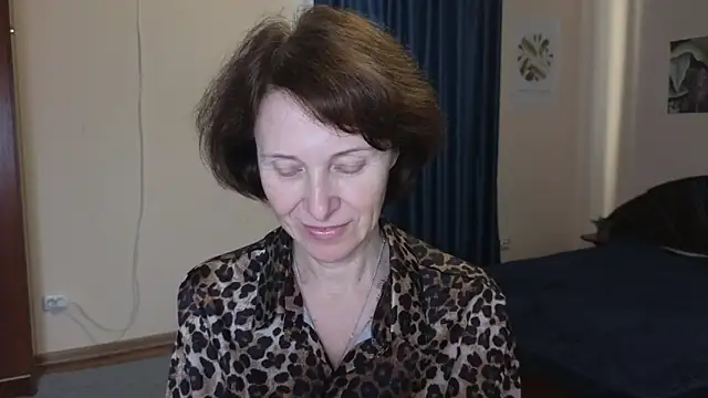 Snapshot of Lia_Tito chatting on 15, 11, 2025 Lia Tito online show from 15, 11, 2025