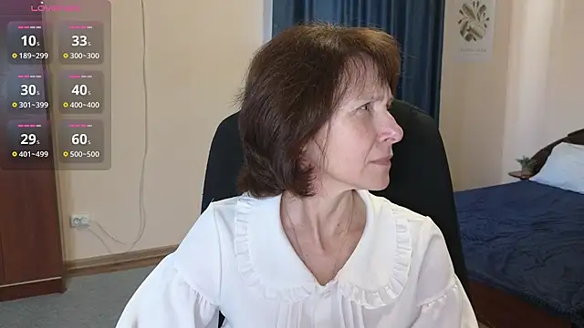 Snapshot of Lia_Tito chatting on 11, 10, 2025 Lia Tito online show from 11, 10, 2025