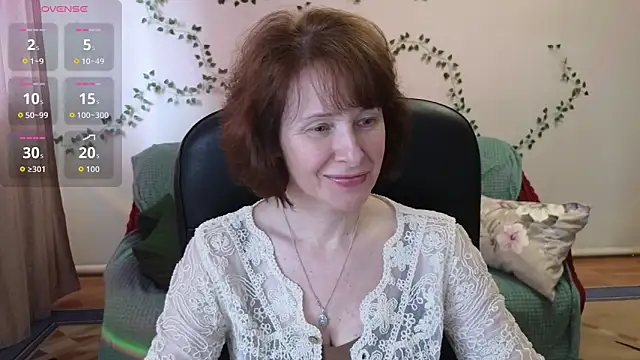 Lia Tito online show from 7, 4, 2026