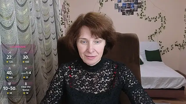 Snapshot of Lia_Tito chatting on 25, 11, 2025 Lia Tito online show from 25, 11, 2025