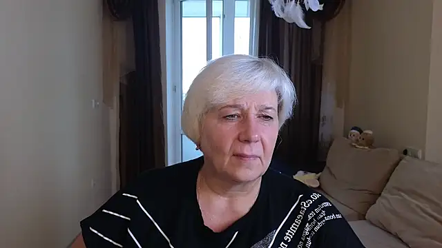 Milana Milky online show from 5, 10, 2025