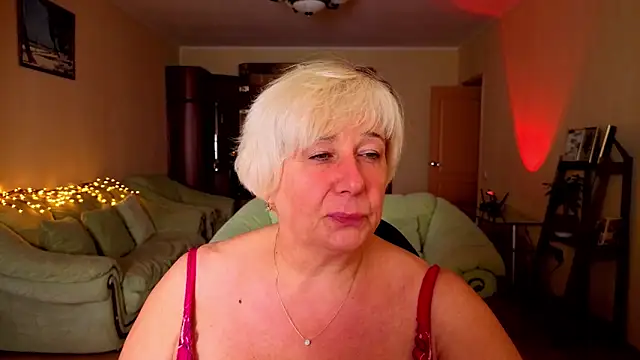 Milana Milky online show from 28, 9, 2025