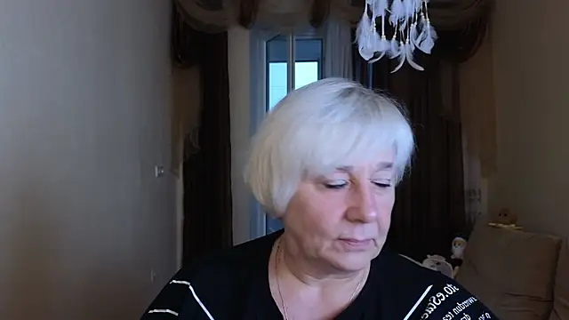 Milana Milky online show from 20, 10, 2025