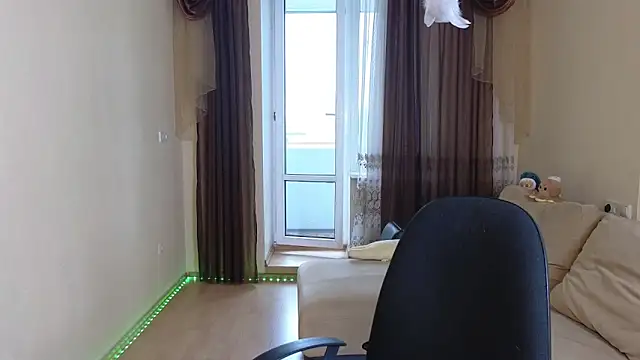 Milana Milky online show from 7, 10, 2025