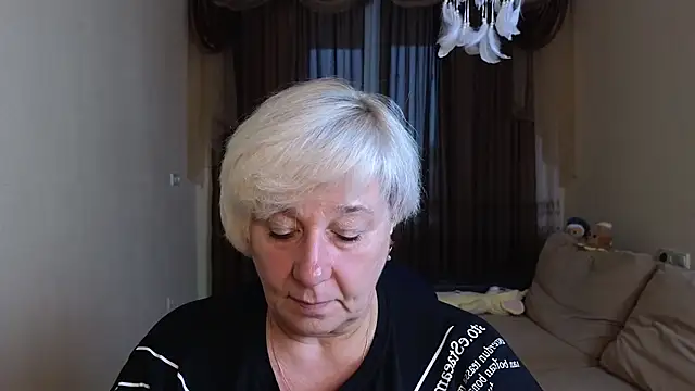 Milana Milky online show from 6, 10, 2025