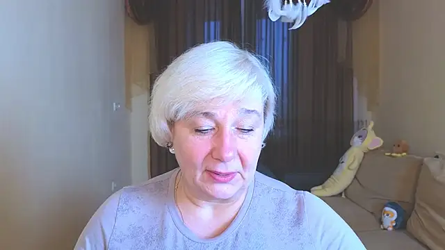 Milana Milky online show from 4, 12, 2025