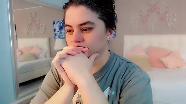 maddissonivanova online show from 13, 4, 2026