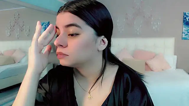 maddissonivanova online show from 15, 4, 2026