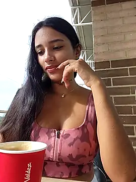 Lorena Mcfly online show from 3, 10, 2025